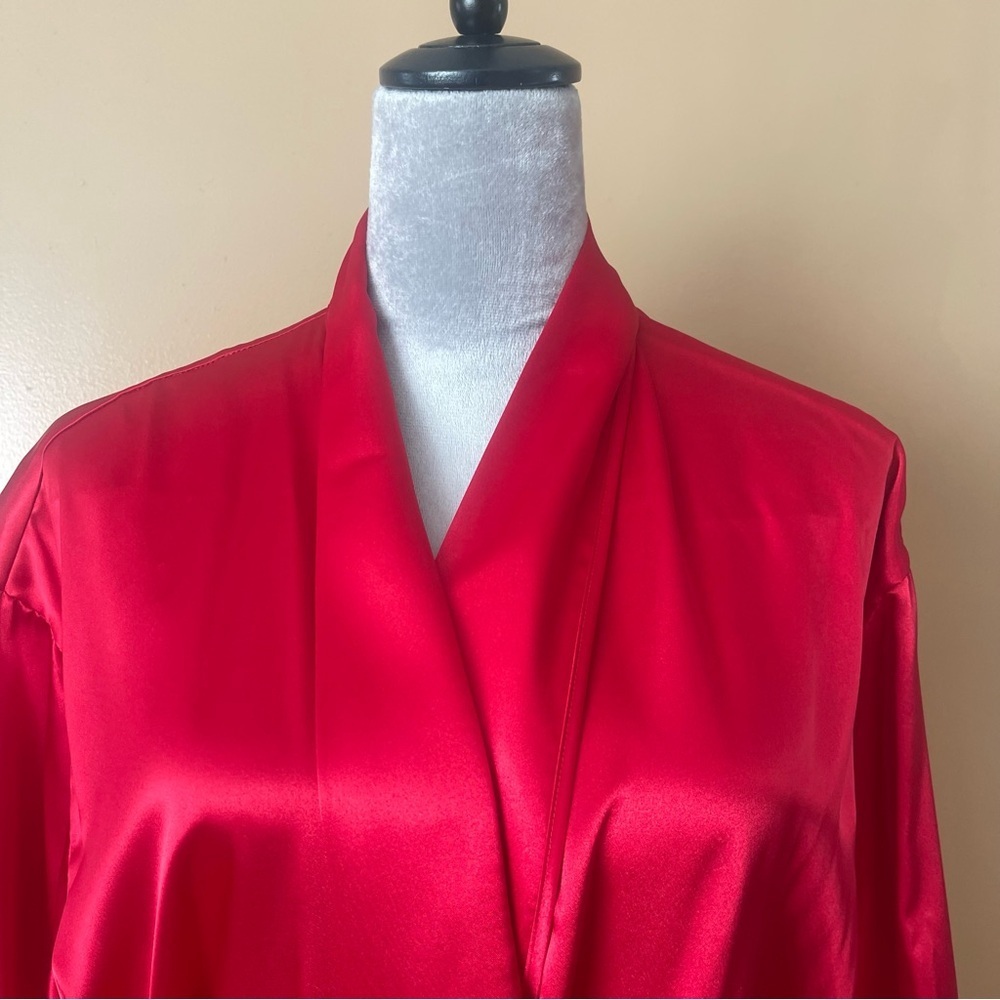 Victoria's Secret 1980-1990s gold label Scarlet Satin Robe - Picture 4 of 7